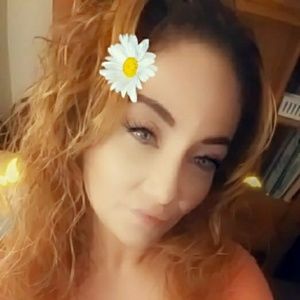 Meet your Posher, April rochelle